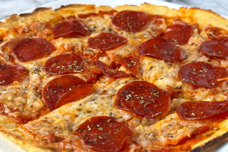 Protein Pizza with Turkey Pepperoni