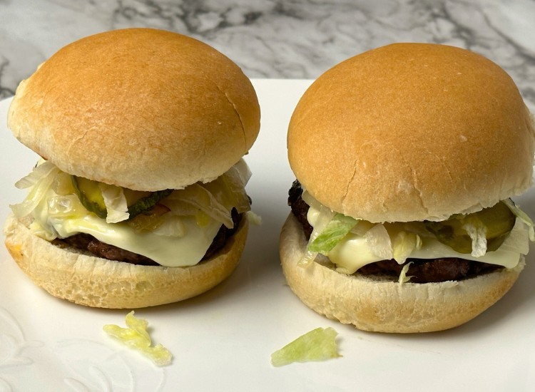 Healthy Grilled Burger (332 calories)