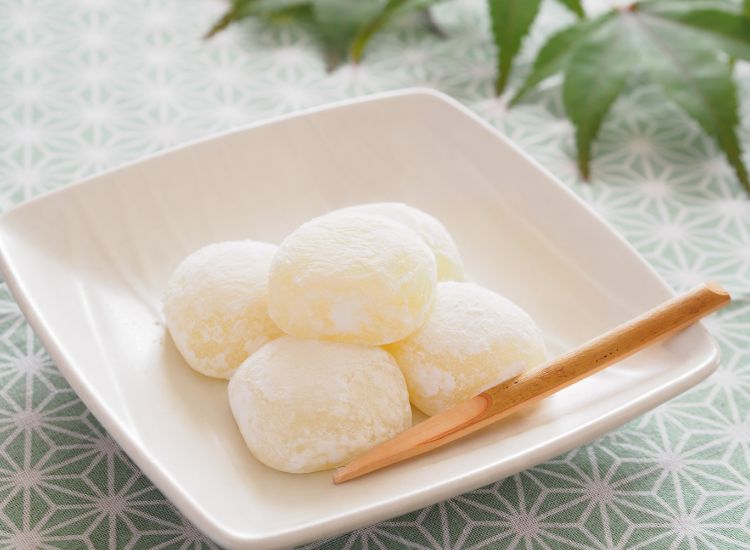 What Does Mochi Taste Like?