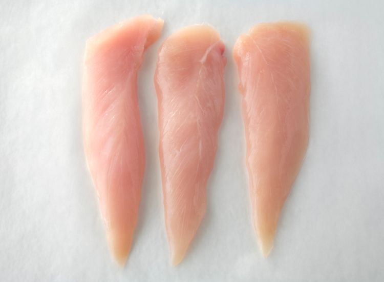 How to Tell if Chicken Is Undercooked